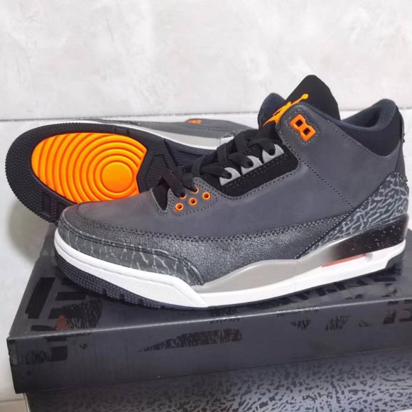 CT8532-080 Nike Air Jordan 3 Retro Grey Black retro blue Shoe size US 9 - Picture 5 of 7